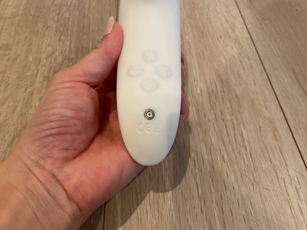 マイメアリープラスの充電方法