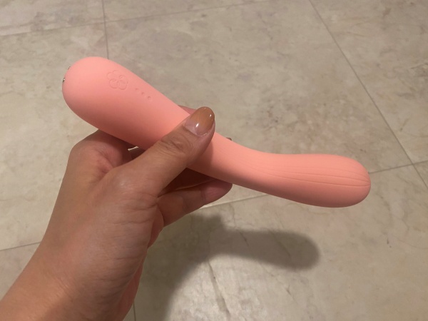 ⑤女性らしいデザイン