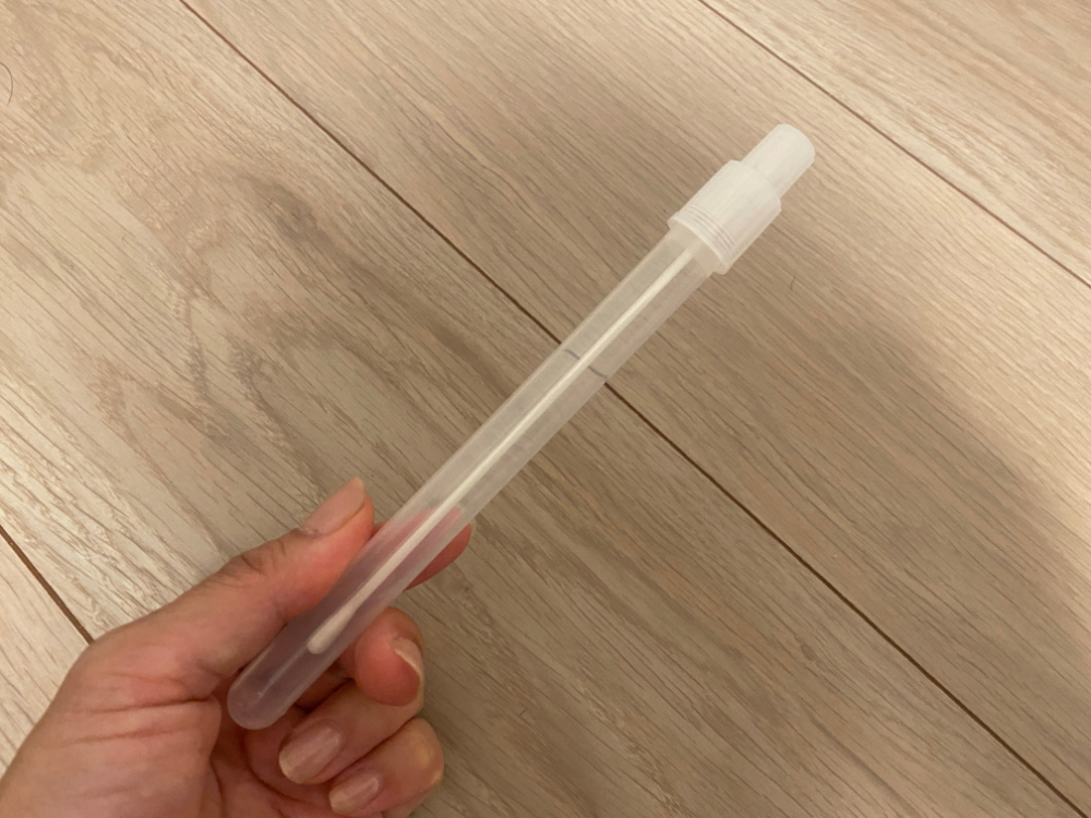 【STEP1】膣の検査：ワイプチェックで採取